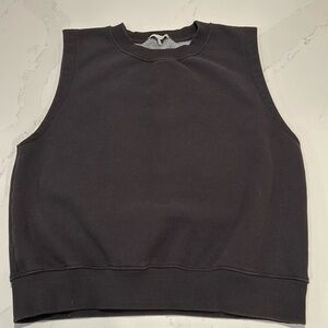 OAK + FORT Black Sleeveless Sweatshirt